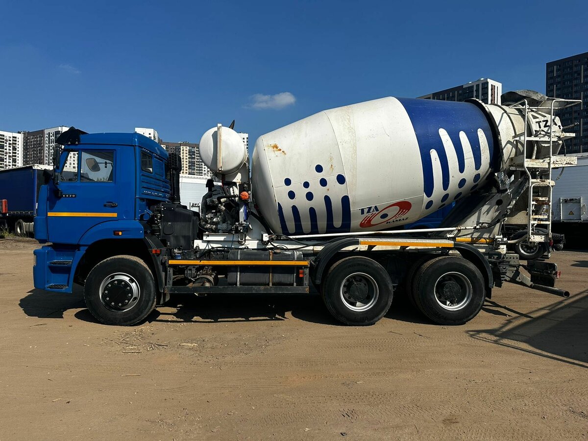 автобетоносмеситель
